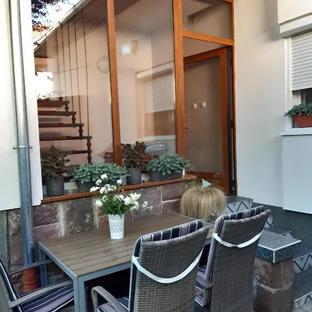 Annipanni Apartment